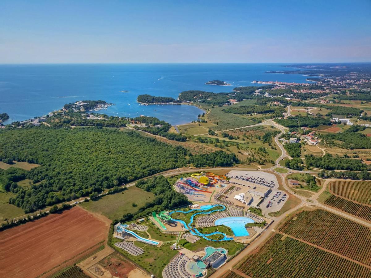 Apartments Lori Πόρετς Εξωτερικό φωτογραφία
