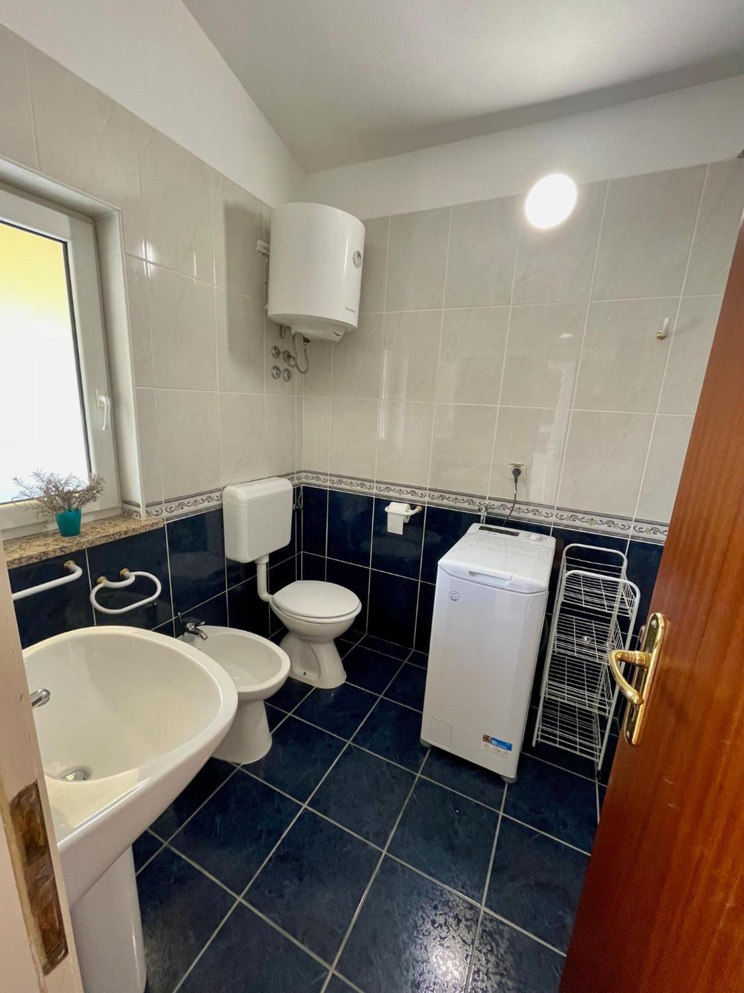 Apartments Lori Πόρετς Εξωτερικό φωτογραφία