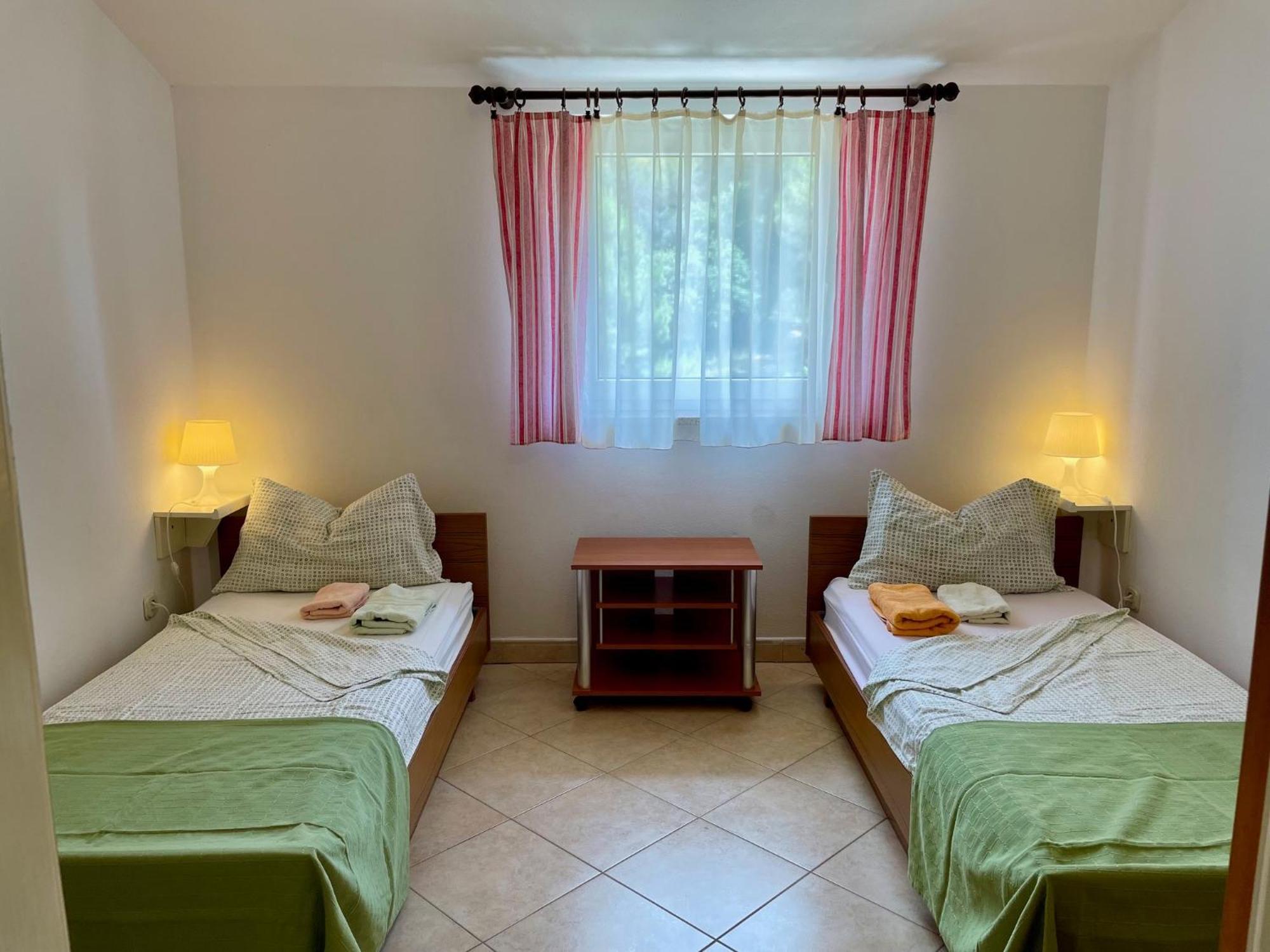 Apartments Lori Πόρετς Δωμάτιο φωτογραφία